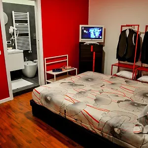 Eva E Diabolik Design Centro Apartment Milan