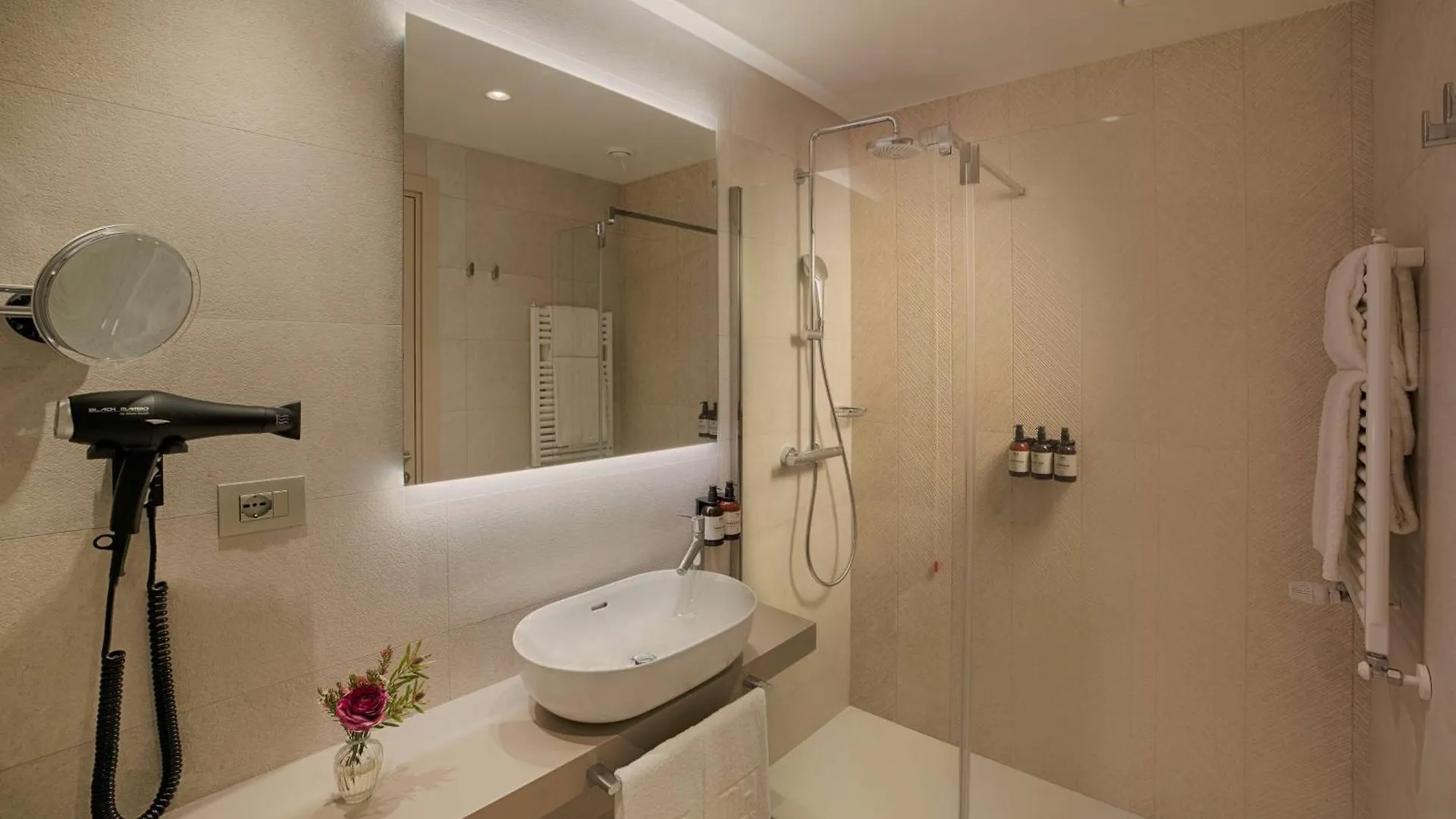 Nh Milano Corso Buenos Aires Hotel 4*, Milan